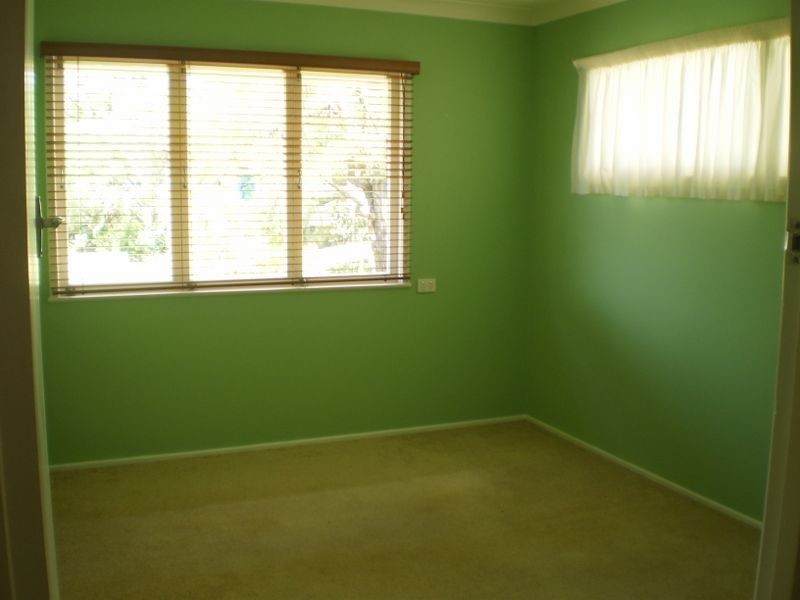 19 Doulton Street, Stafford Heights QLD 4053