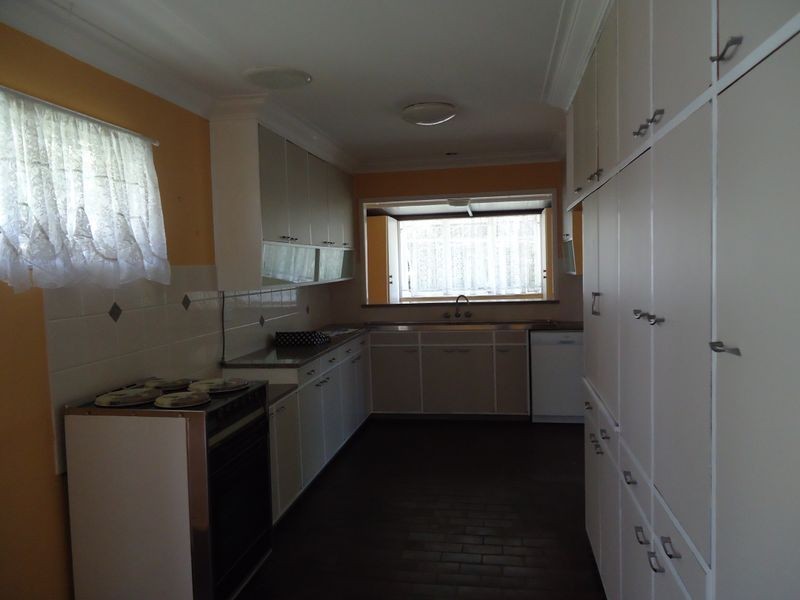 19 Doulton Street, Stafford Heights QLD 4053