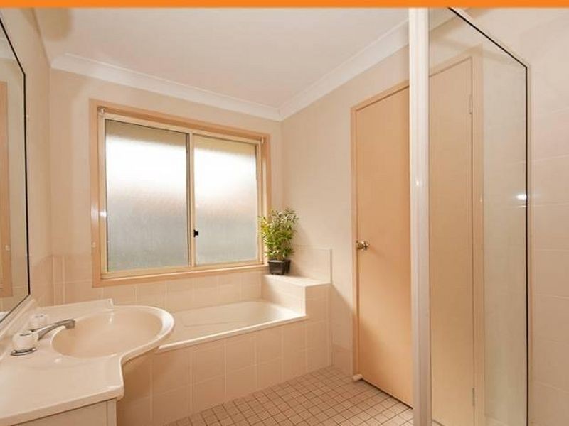 22 Hibiscus Circuit, Fitzgibbon QLD 4018