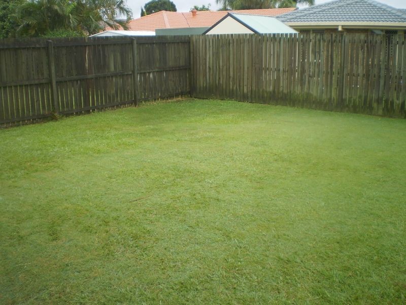 22 Hibiscus Circuit, Fitzgibbon QLD 4018