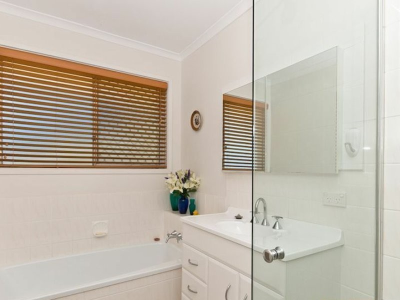 81 Redbourne Street, Chermside West QLD 4032