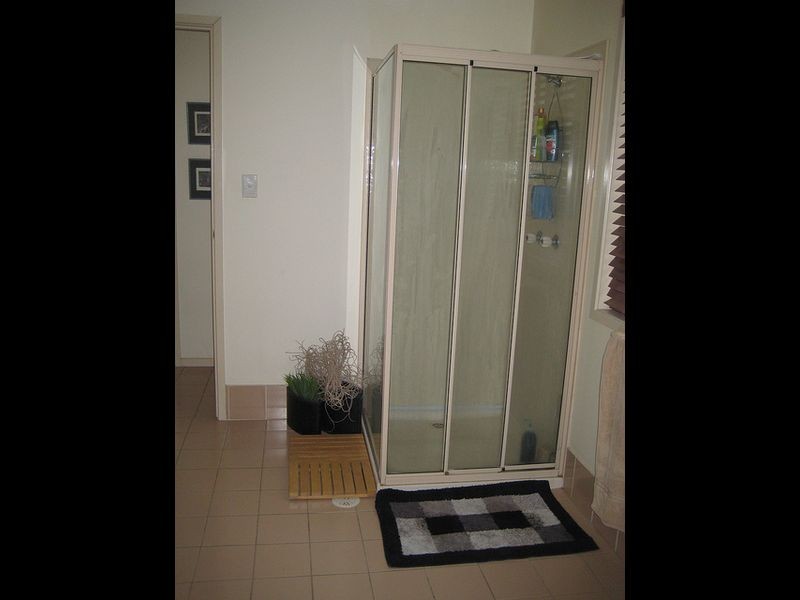 13 Pine Tree Close, Fitzgibbon QLD 4018