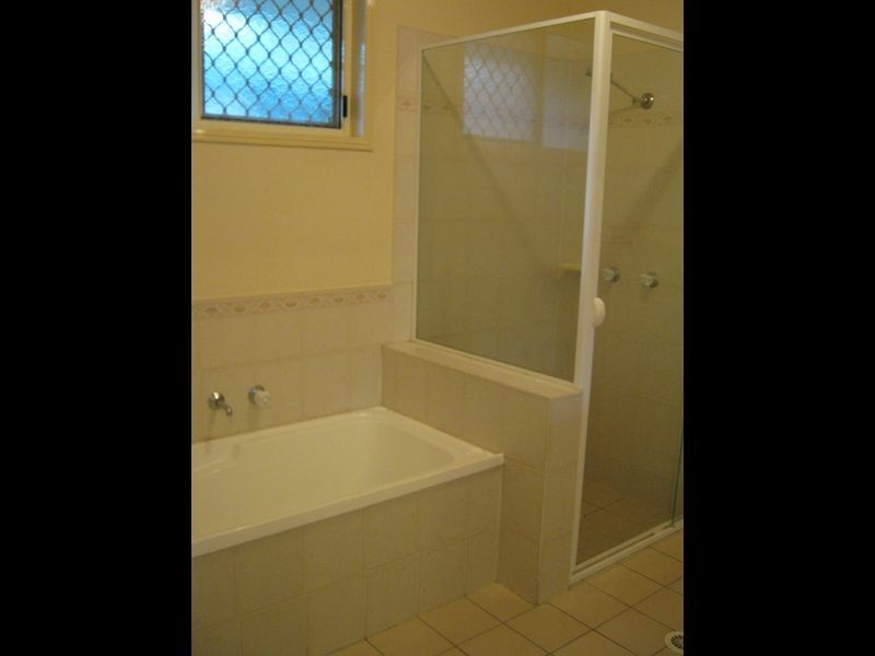 10 Iona Close, Boondall QLD 4034