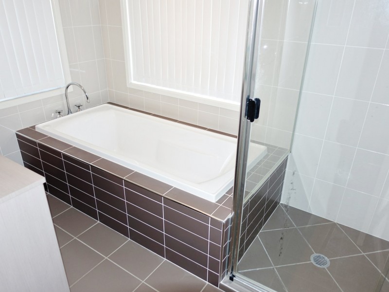 52 Merimbula Crescent, Fitzgibbon QLD 4018