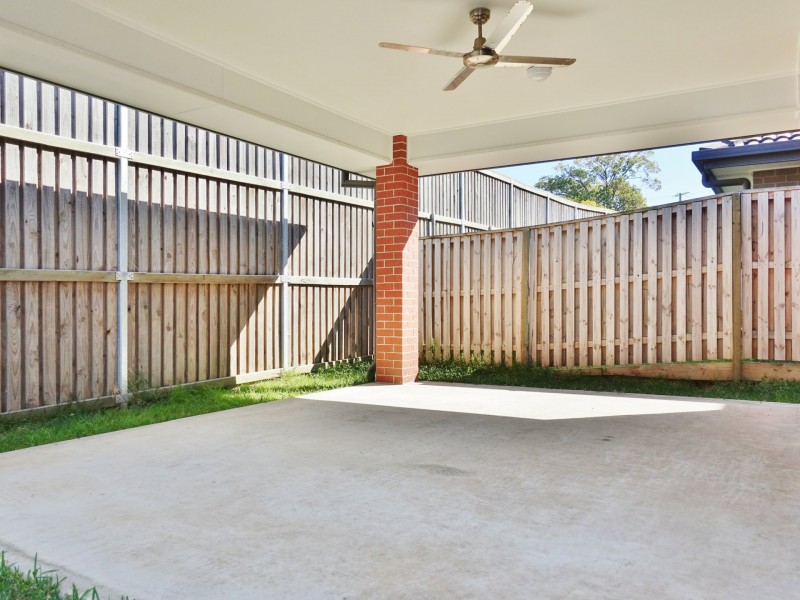 52 Merimbula Crescent, Fitzgibbon QLD 4018