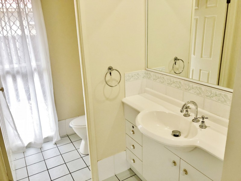 24 Accolade Street, Carseldine QLD 4034