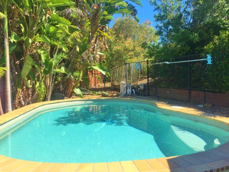 8 Major Court, Cashmere QLD 4500