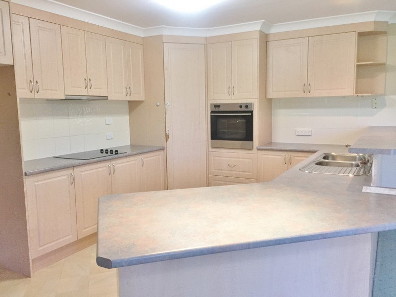 8 Major Court, Cashmere QLD 4500