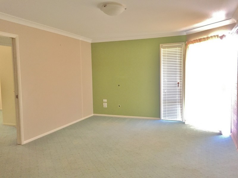 8 Major Court, Cashmere QLD 4500