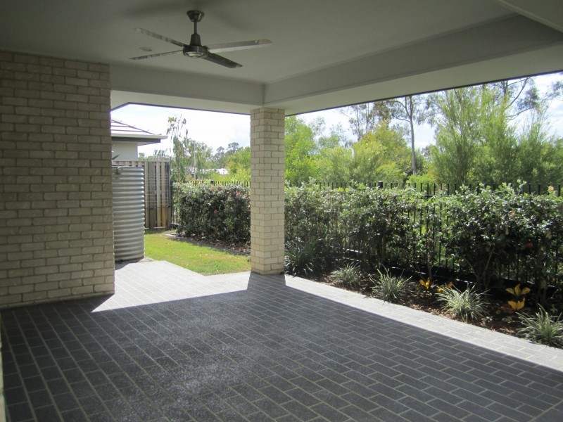 25 Carnarvon Crescent, Fitzgibbon QLD 4018