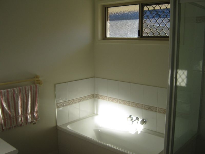 4 Eton Avenue, Boondall QLD 4034