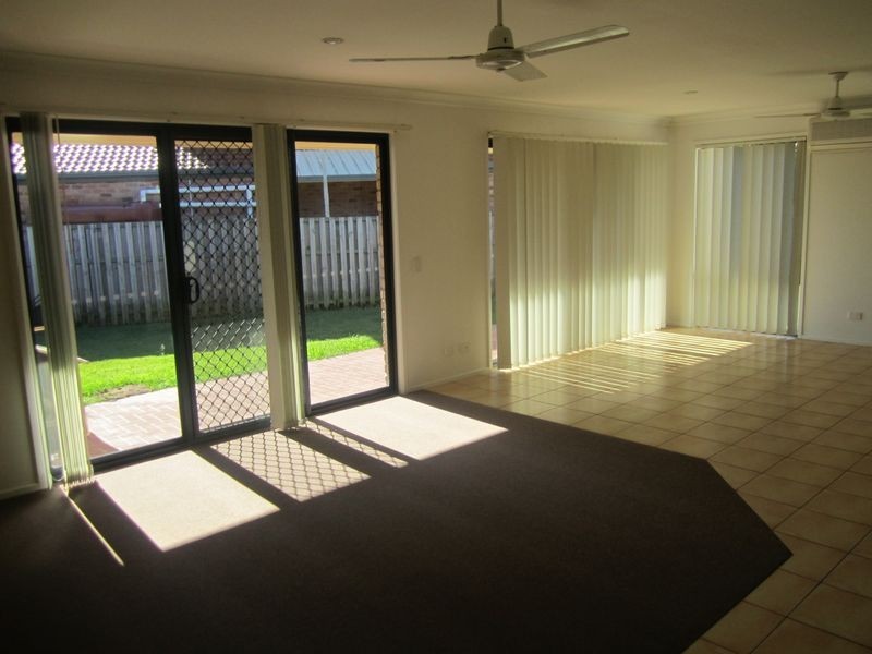 7 Village Way, Bracken Ridge QLD 4017