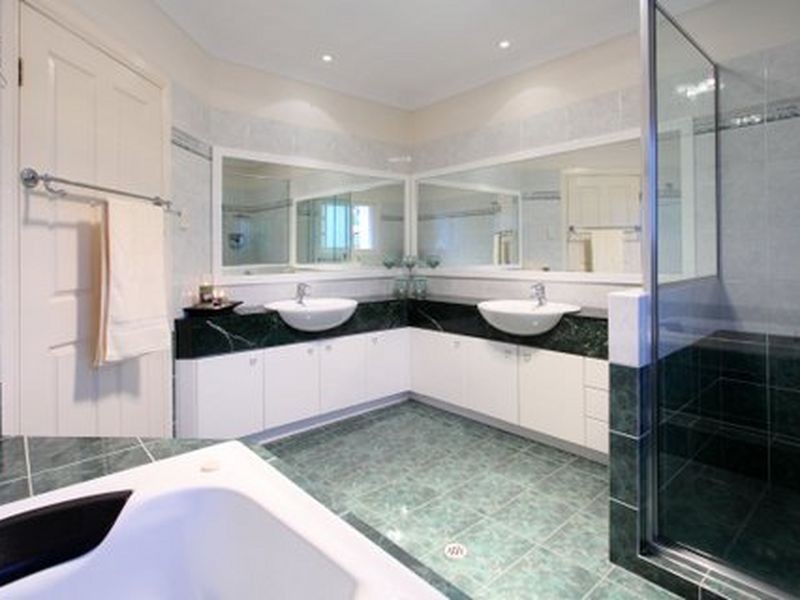 18 Roebig Street, Aspley QLD 4034