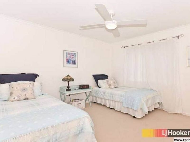 19 Agnes Street, Shorncliffe QLD 4017