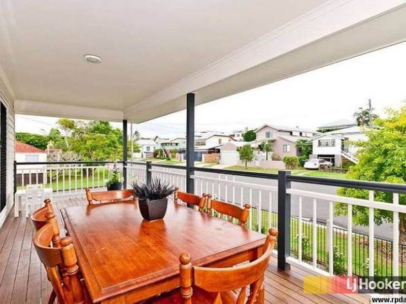 19 Agnes Street, Shorncliffe QLD 4017