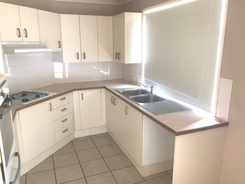 1 Azalea Crescent, Fitzgibbon QLD 4018