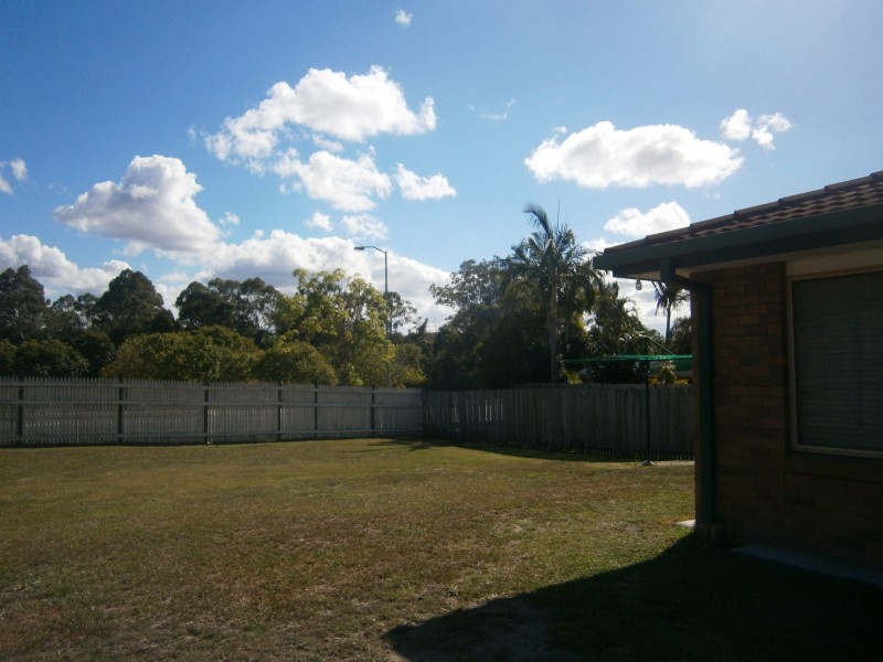 16 Chisholm Court, Albany Creek QLD 4035
