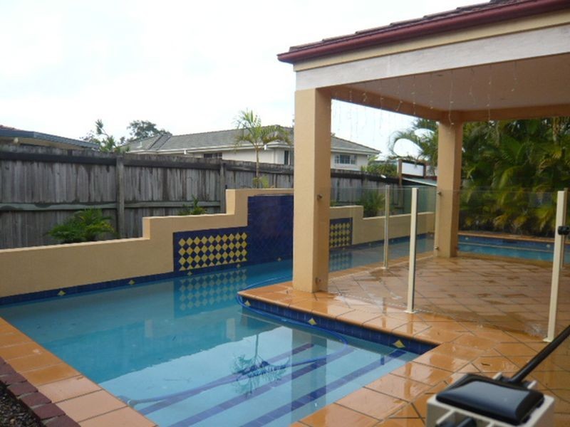 176 Galaxy Street, Bridgeman Downs QLD 4035