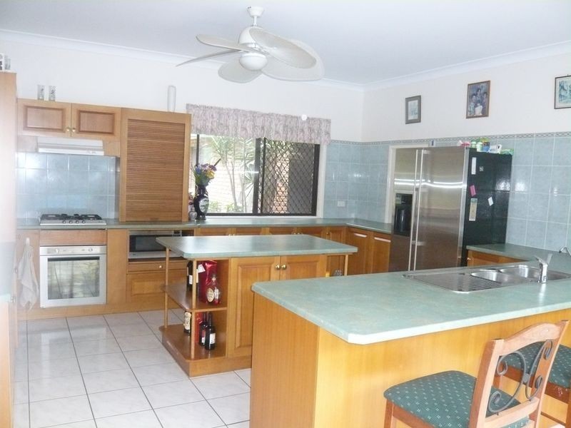 42 Greensill Road, Albany Creek QLD 4035