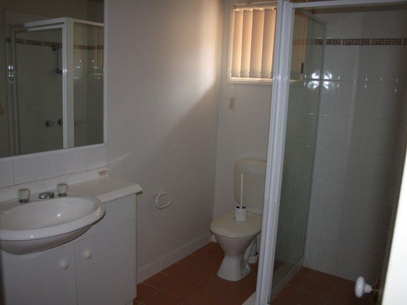 6/5 Hibiscus Cct, Fitzgibbon QLD 4018