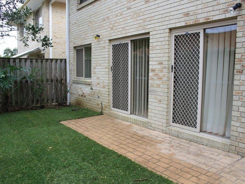 6/5 Hibiscus Cct, Fitzgibbon QLD 4018