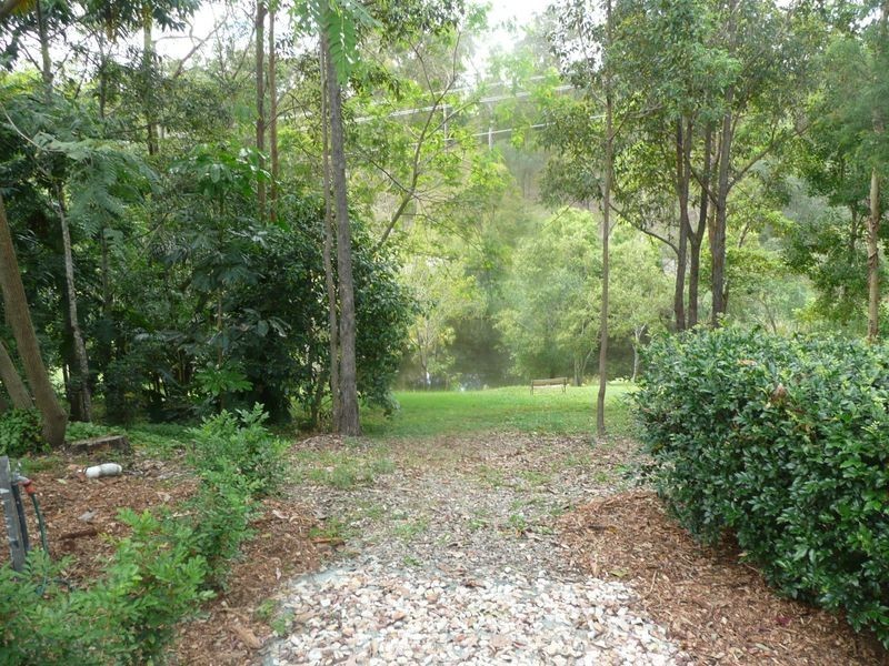 17 Beech Drive, Cashmere QLD 4500