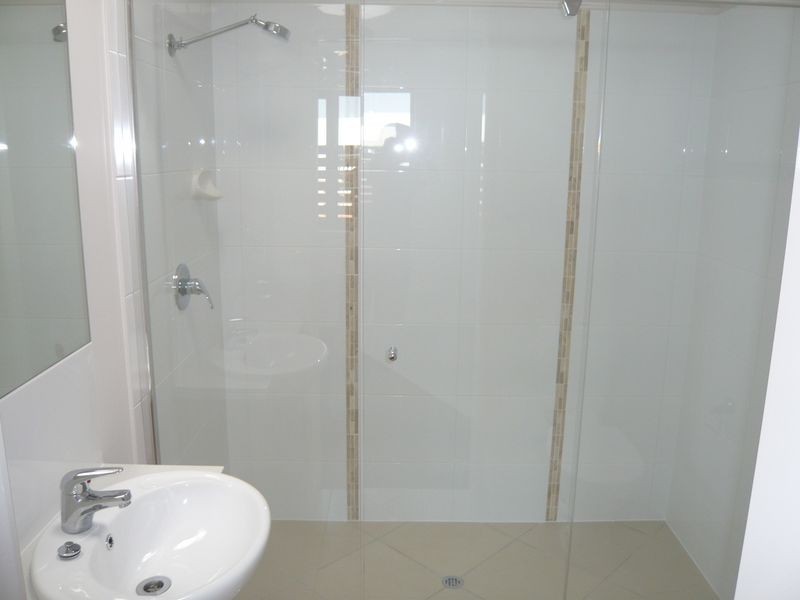 2/25 Grasspan Street, Zillmere QLD 4034