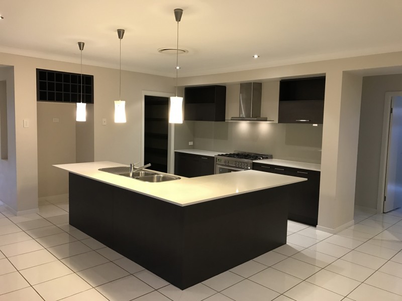 24 Singleton Place, Carseldine QLD 4034