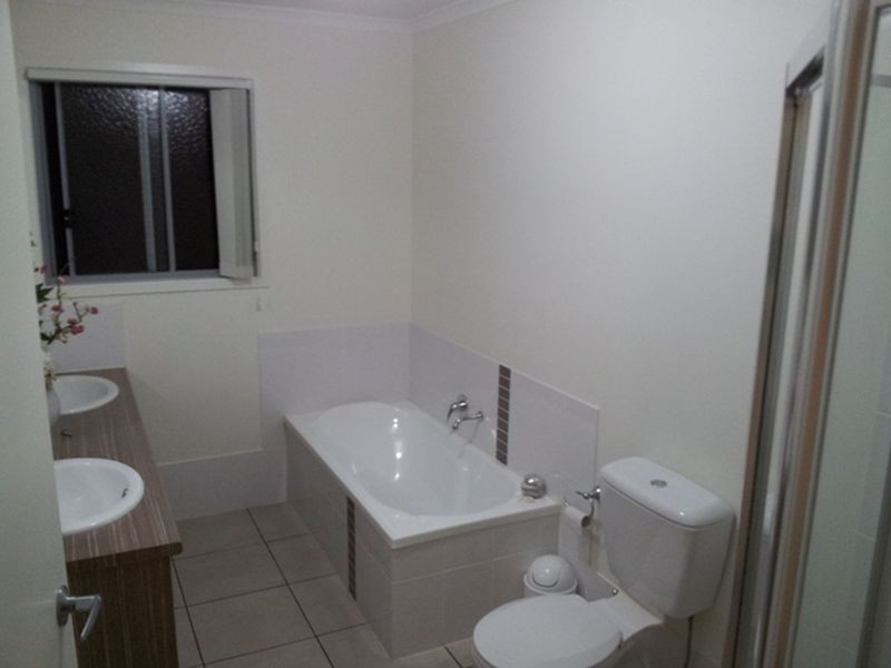 68 Winlock Cct, Warner QLD 4500