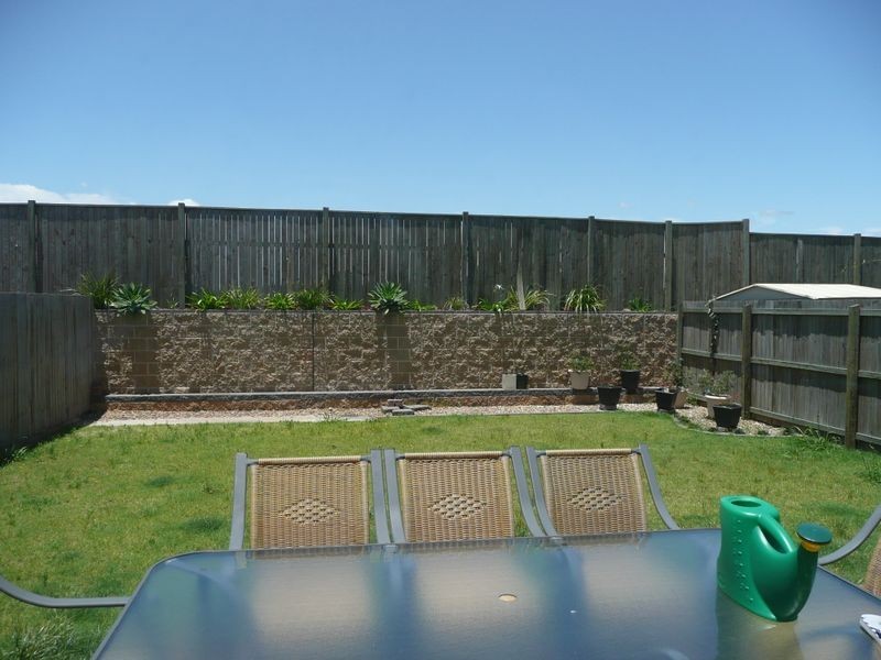 68 Winlock Cct, Warner QLD 4500