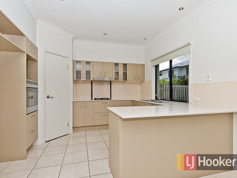 38 Petrie Crescent, Aspley QLD 4034