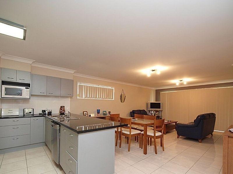 92 Odense Street, Fitzgibbon QLD 4018