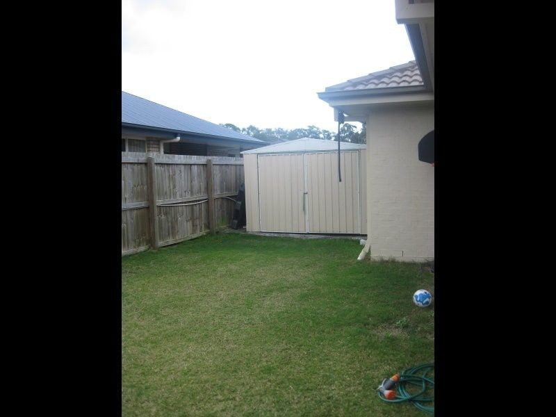 18 Strowe Place, Bracken Ridge QLD 4017