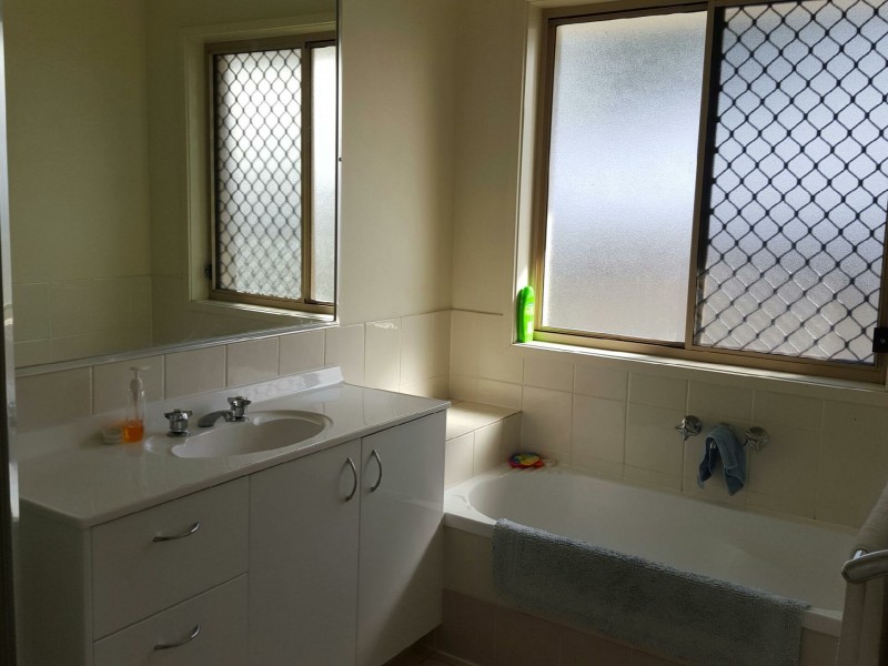 4 Tenzing Court, Warner QLD 4500