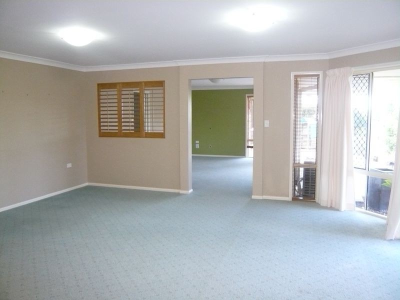 8 Major Court, Cashmere QLD 4500