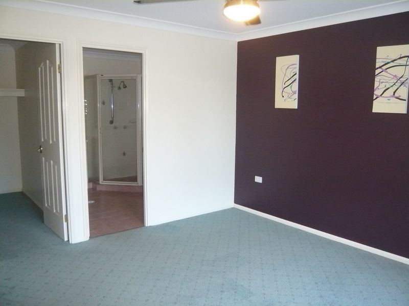 8 Major Court, Cashmere QLD 4500