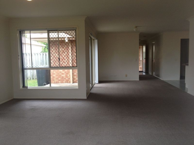 51 Azalea Crescent, Fitzgibbon QLD 4018