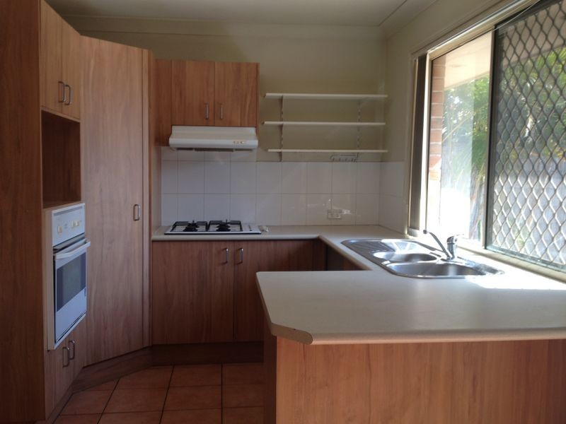 106 Silkyoak Cct, Fitzgibbon QLD 4018