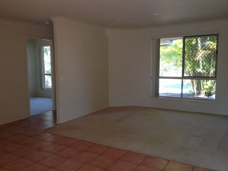 106 Silkyoak Cct, Fitzgibbon QLD 4018