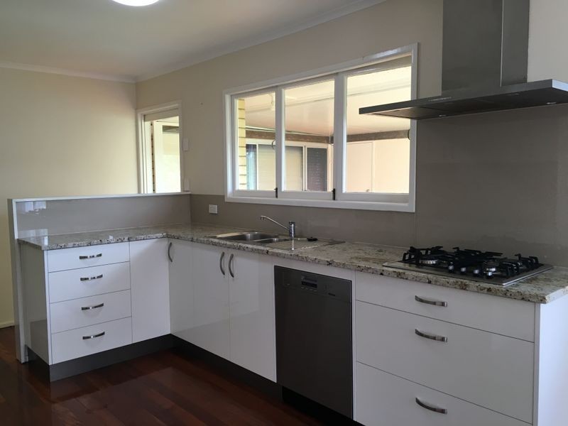 11 Pacific Street, Chermside West QLD 4032