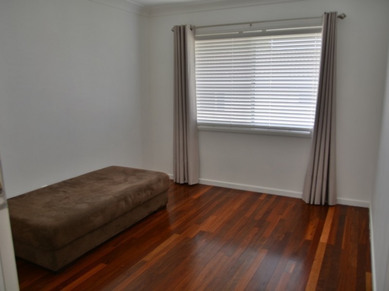 26 Pacific Street, Chermside West QLD 4032