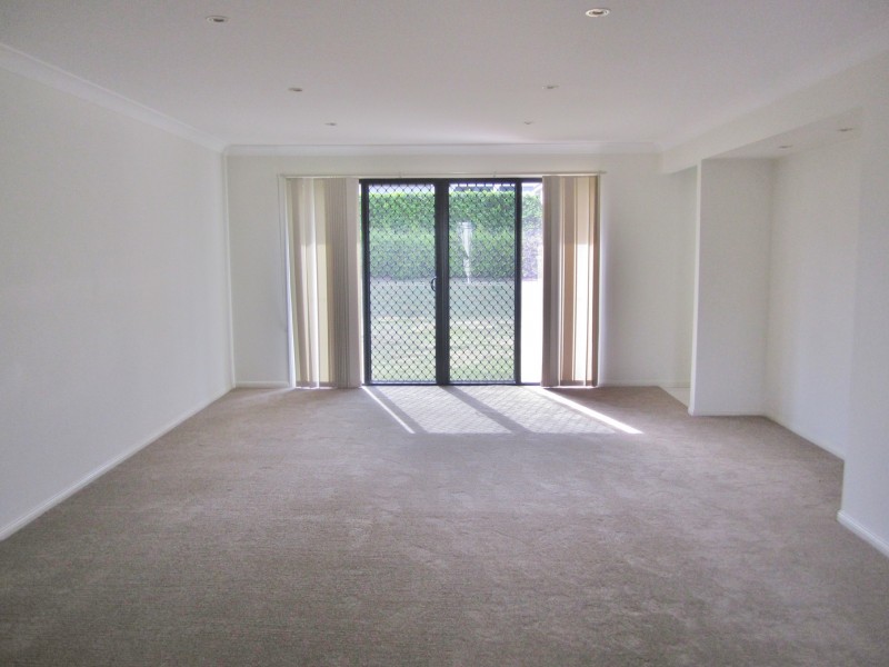 16 Ridley Road, Bridgeman Downs QLD 4035