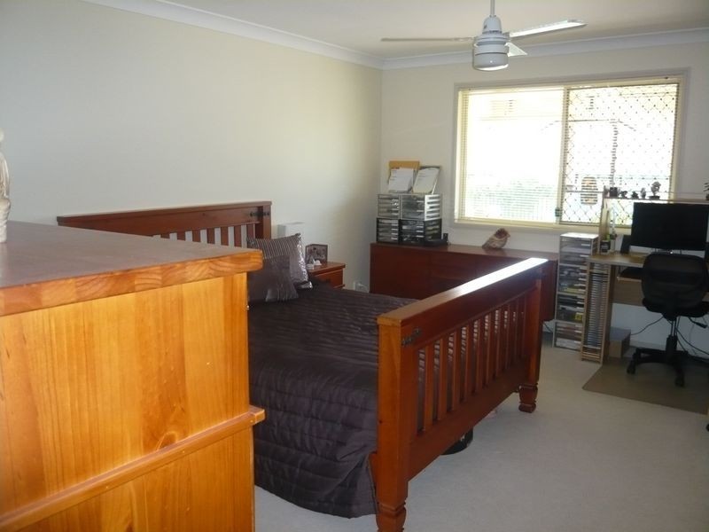 9 Handel Court, Eatons Hill QLD 4037