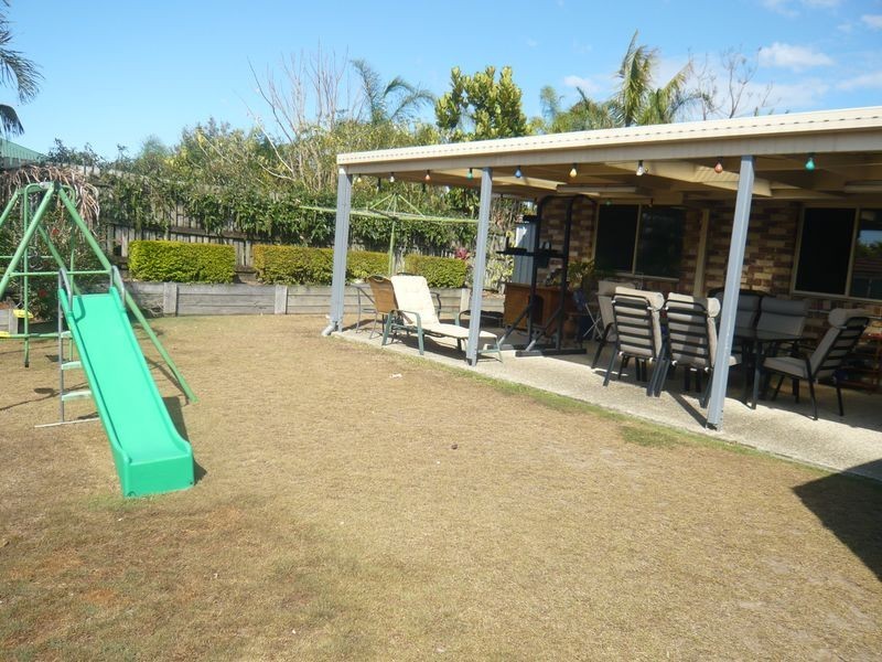 9 Handel Court, Eatons Hill QLD 4037