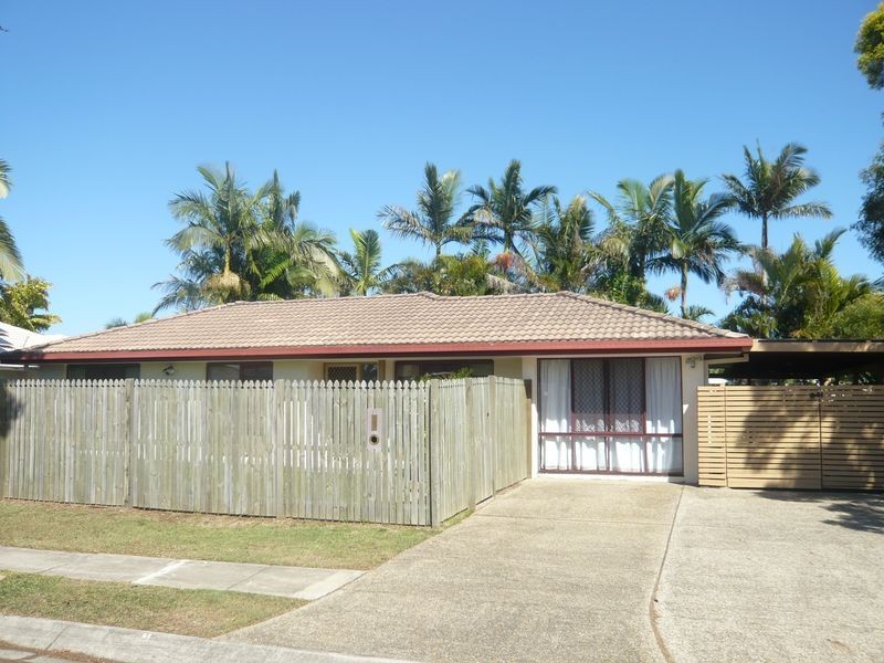 17 Desert Willow Way, Fitzgibbon QLD 4018