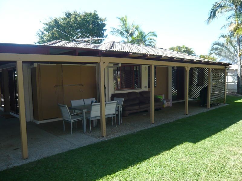 17 Desert Willow Way, Fitzgibbon QLD 4018