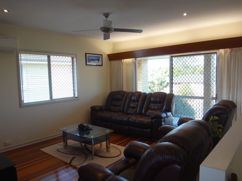 10 Leeside Street, Aspley QLD 4034