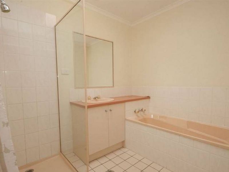 3/6 Desert Willow Way, Fitzgibbon QLD 4018