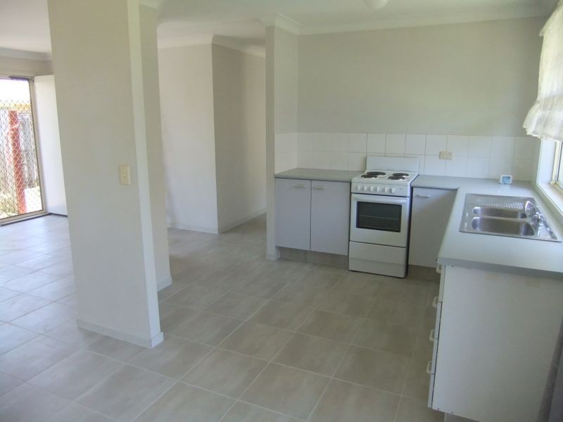 2/7 Orchid Crescent, Fitzgibbon QLD 4018