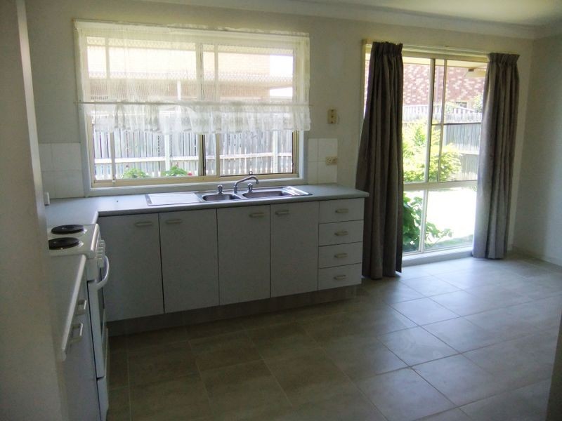 2/7 Orchid Crescent, Fitzgibbon QLD 4018